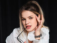 spy webcam KellyHayden