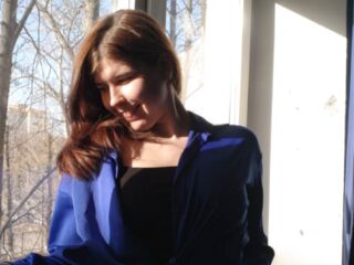 camslut KourtneyEsshaki