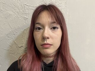 shower webcam LaraWils