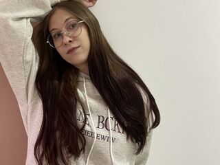girl chatroom LaunaRechtzigel