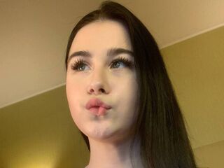 nude webcamgirl picture LauraPiny