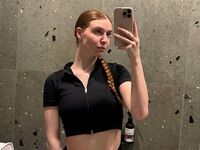 sexcam LessieNunz