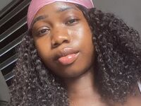free live cam chat LeyanMyers
