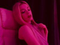cam girl masturbating with vibrator LinetteBagg