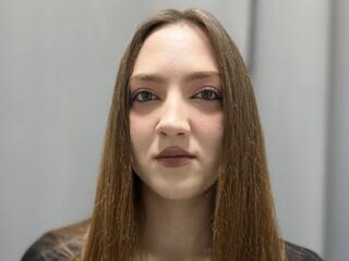 hot strip tease web cam LisanBrown