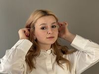fingering camslut LoisFrancis