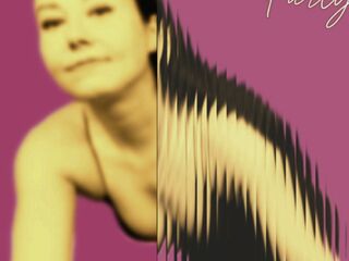 camgirl video chat LucyLevatto