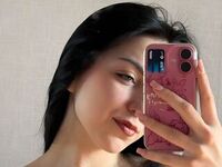 camwhore shaving pussy MalorieDelgreco