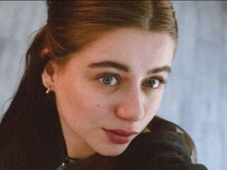 hot webcamslut MarielaNemec
