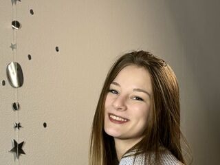 webcam bitch chatroom MarlaMeachem