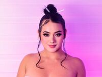 topless camgirl MartinaVoss