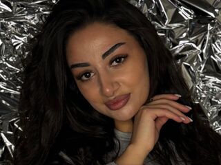 nude cam photo MayaDastrup