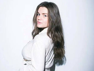 free webcam chatroom MelaniMell