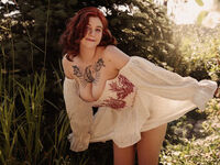 nude cam girl pic MelanieStoyn