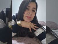 cam girl masturbating with vibrator MelisaBlom