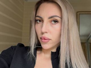 camgirl live sex photo MelisaDee