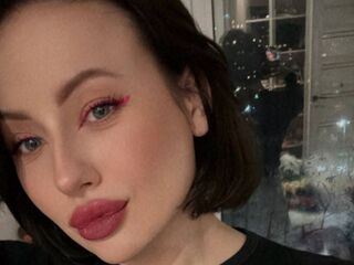 free liveshow MiaPeaches