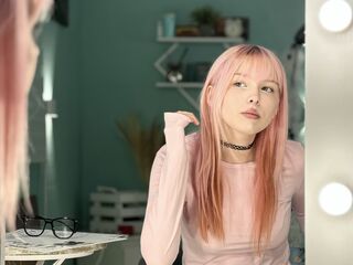 cam girl masturbating with vibrator MichelGronowski