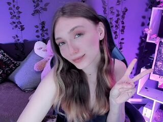camwhore fingering shaved pussy MollyMosley