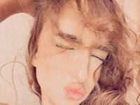 naughty cam girl masturbating MyraRidler