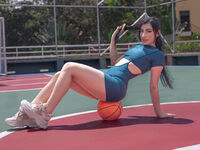 camgirl showing pussy NinnaPiers