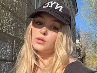 mastubating web cam girl OdelindaHalloway