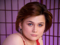 free nude live show PeachAvalanche
