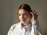 naked girl with webcam fingering PerlaDezern