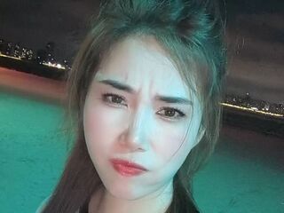 masturbating webcamgirl Qinbao