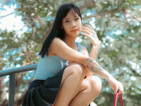 naked camgirl masturbating RheaRose