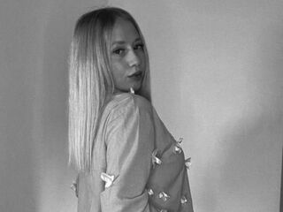 girl webcam show RicardaBlechman