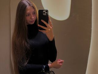live cam show RoxanneSpector