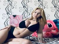 camgirl showing pussy RoyAngelaa