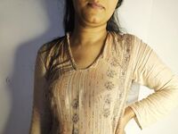 hot cam girl masturbating with dildo RubbynaKhan