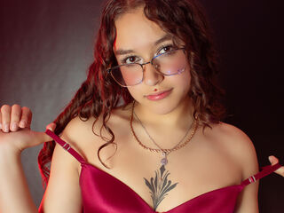 nude webcamgirl pic SaritaDay