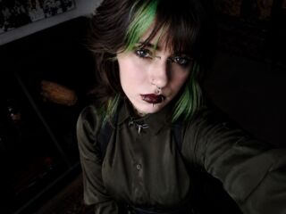 camwhore photo ShadowBelle
