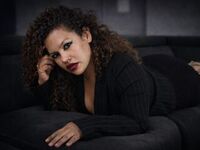 naked webcam girl ShanonMeller