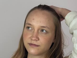 chatrubate cam girl SharriDougan