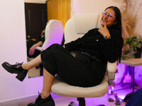 naked camgirl masturbating with dildo SiennaFournier