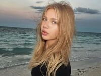 naked camgirl fingering pussy StephanieChelf