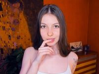fingering camgirl picture SynnoveDobson