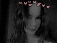 naughty cam girl fingering pussy TheaClemon