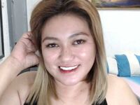 cam girl playing with dildo VaniaManriquez
