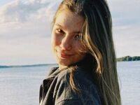 camgirl shaving pussy VanitaNadoff