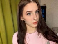 cam girl playing with sextoy WanitaCruson